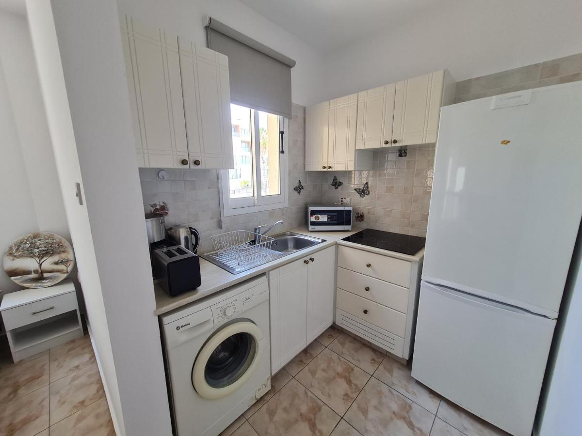 Laertis 2 Complex, Studio Apartment 106 - By Imh Travel & Tours Paphos Esterno foto